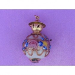 PENDANT OF CHINO OF GOLD AND WALLED OPALINE.