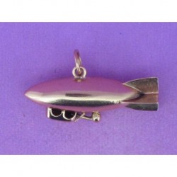 PENDANT OF SUBMARINE OF RED GOLD 750mm.