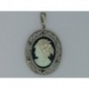 PENDANT CAMEO IN METAL AND HARD STONE.