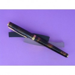 PARKER FOUNTAIN PEN SONNET CHINESE LACQUER IN GOLD 750mm.