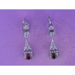 EARRINGS OF PLATINUM 900mm AND WHITE GOLD 750mm. RUBIES 0.92 ct